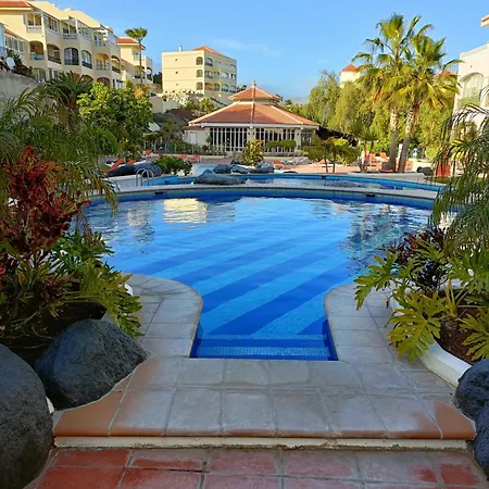 Golf Park Ocean View: Cozy With Terraces And Pools *